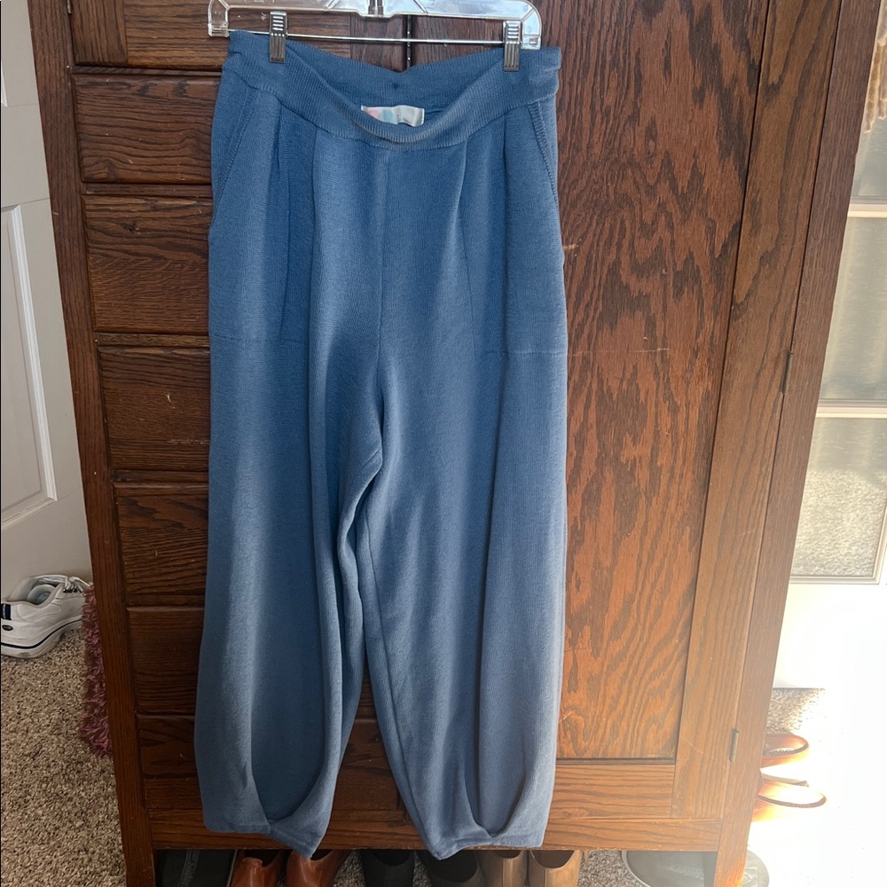 Free people beach sweater pants